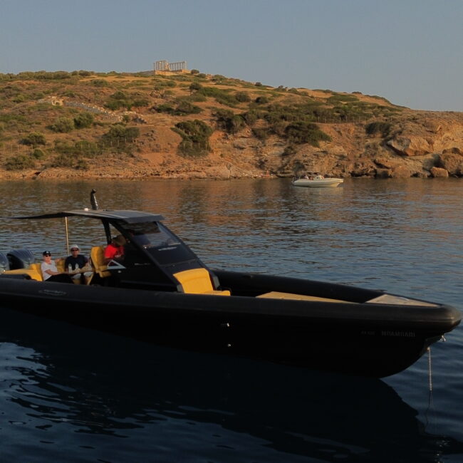 bubblebee_boat