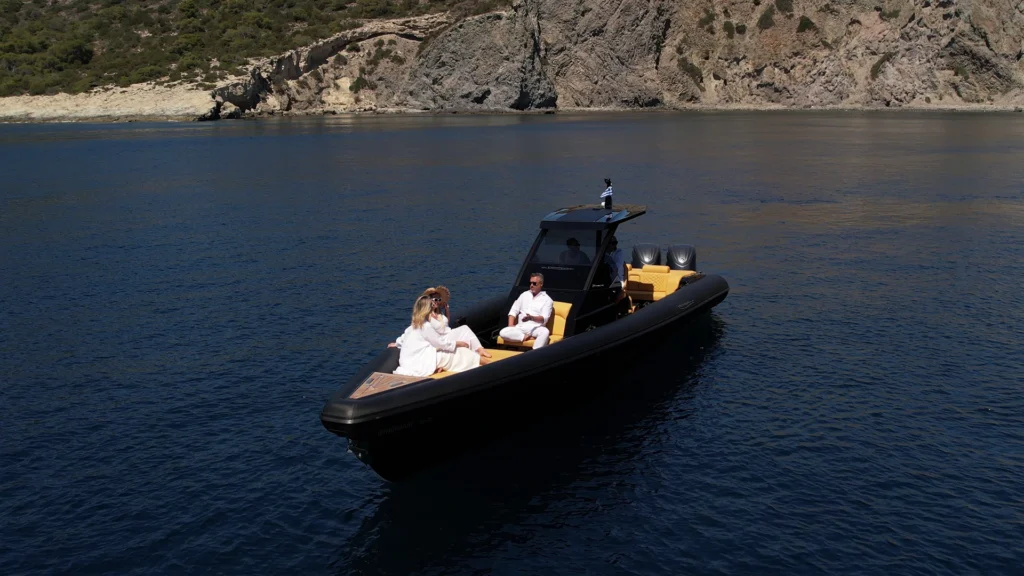 bublebee_boat